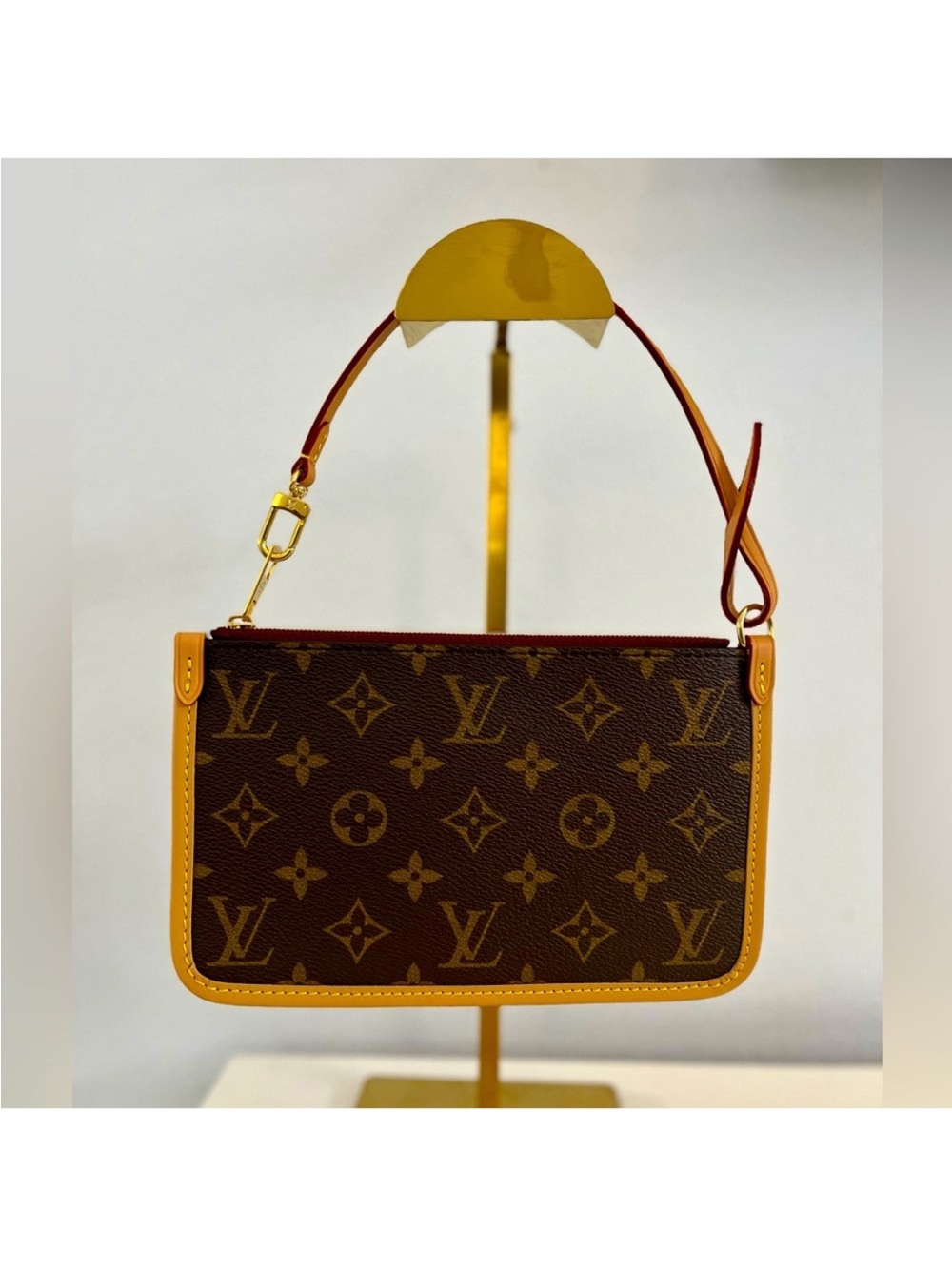 New Louis Vuitton Monogram Wristlet Clutch in Brown and Tan